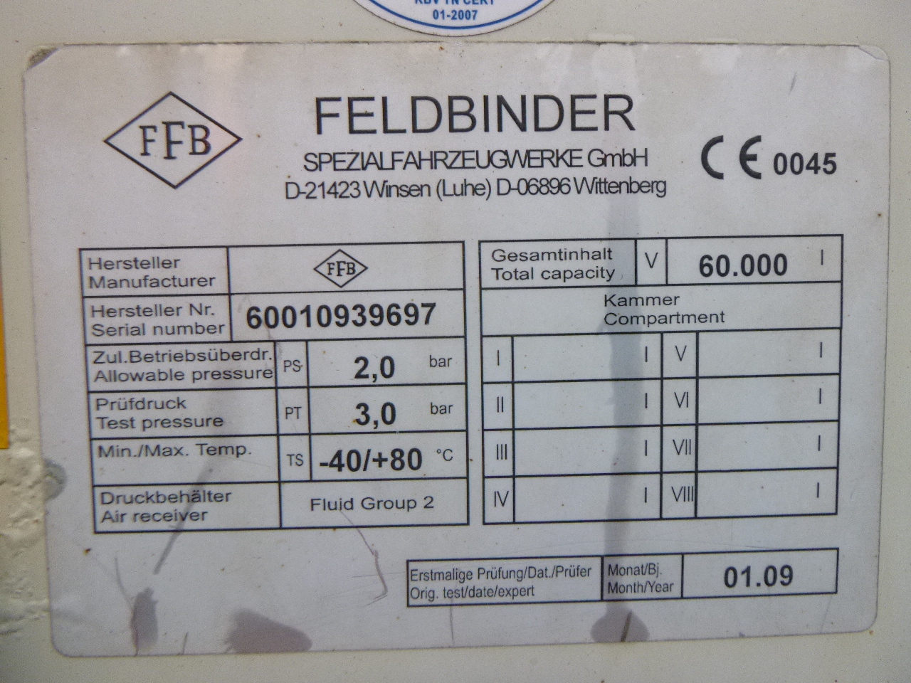 Tank semi-trailer for transportation of flour Feldbinder Powder tank alu 60 m3 (tipping): picture 24