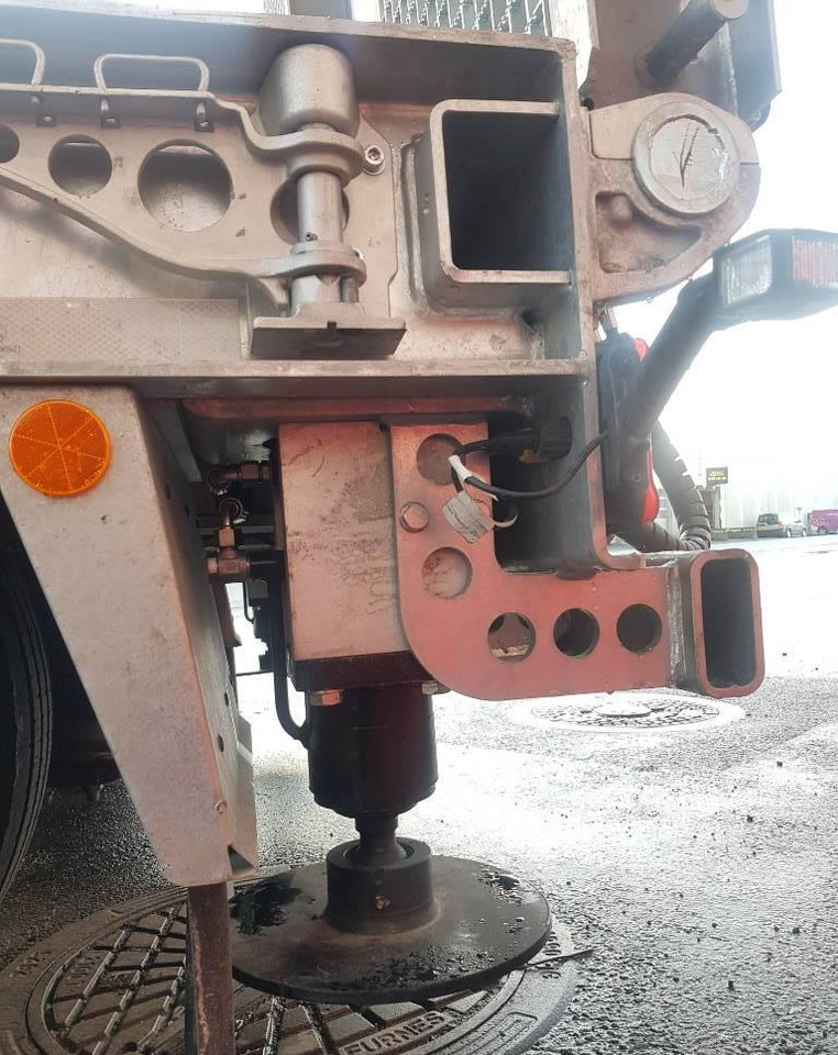 Low loader semi-trailer Humbaur Maskin tralle: picture 8