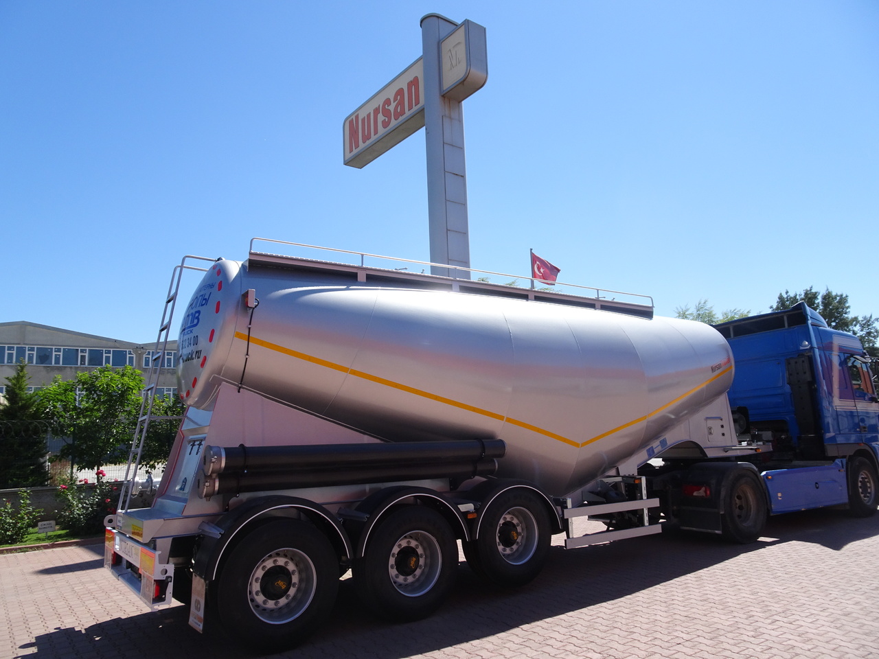 Tank semi-trailer for transportation of cement NURSAN Cement Bulker: picture 6