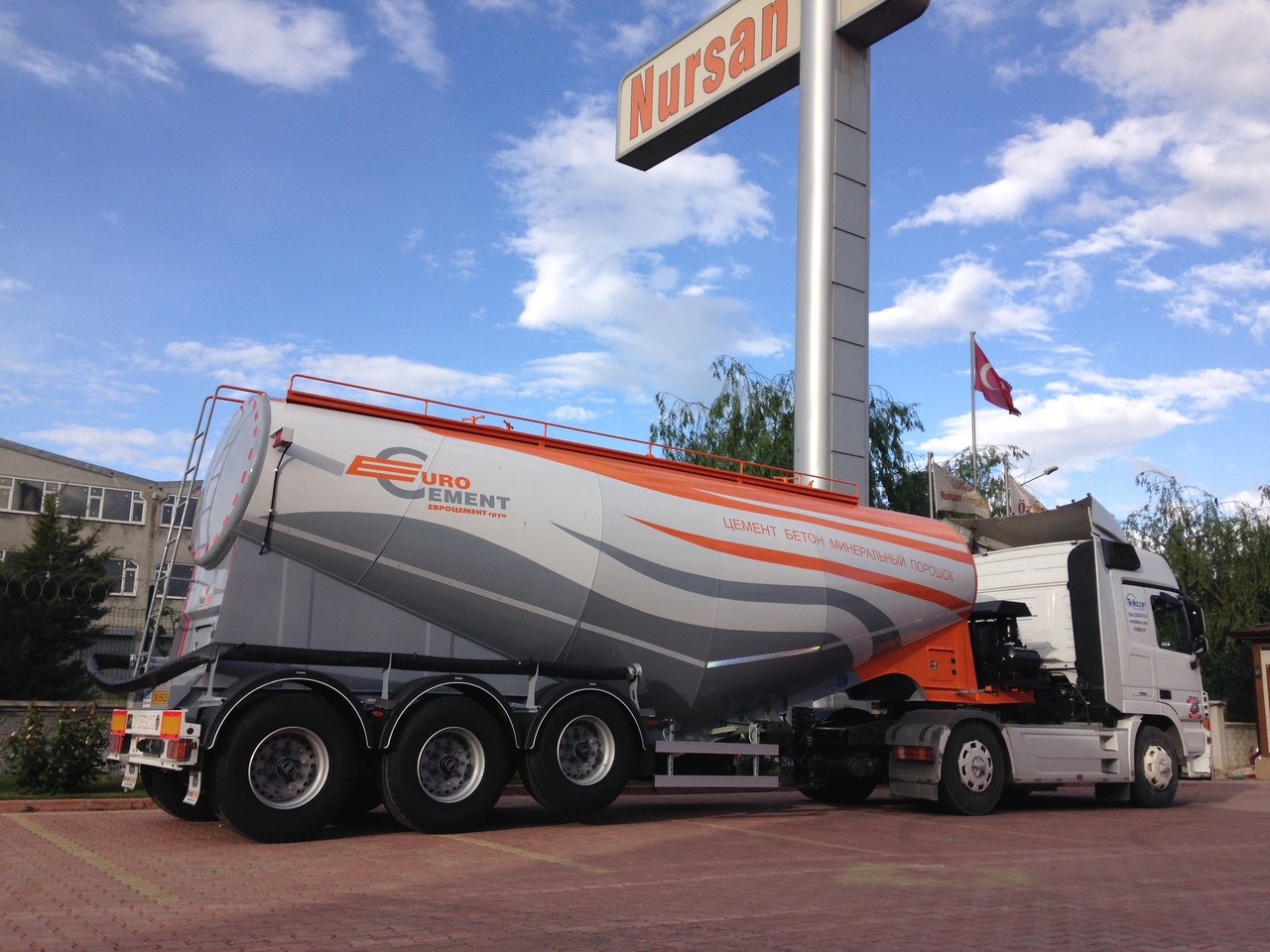 Tank semi-trailer for transportation of cement NURSAN Cement Bulker: picture 16