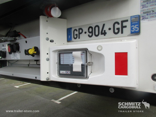 Isothermal semi-trailer SCHMITZ Reefer Multitemp Taillift: picture 14