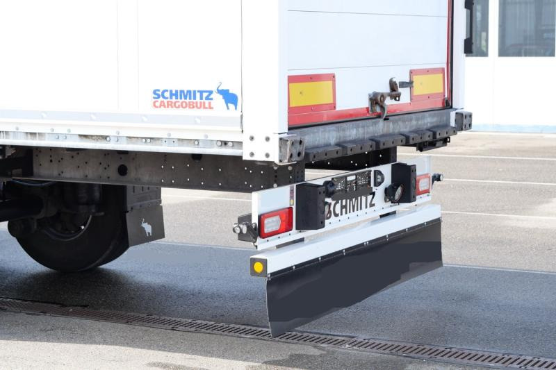 Closed box semi-trailer Schmitz: picture 8