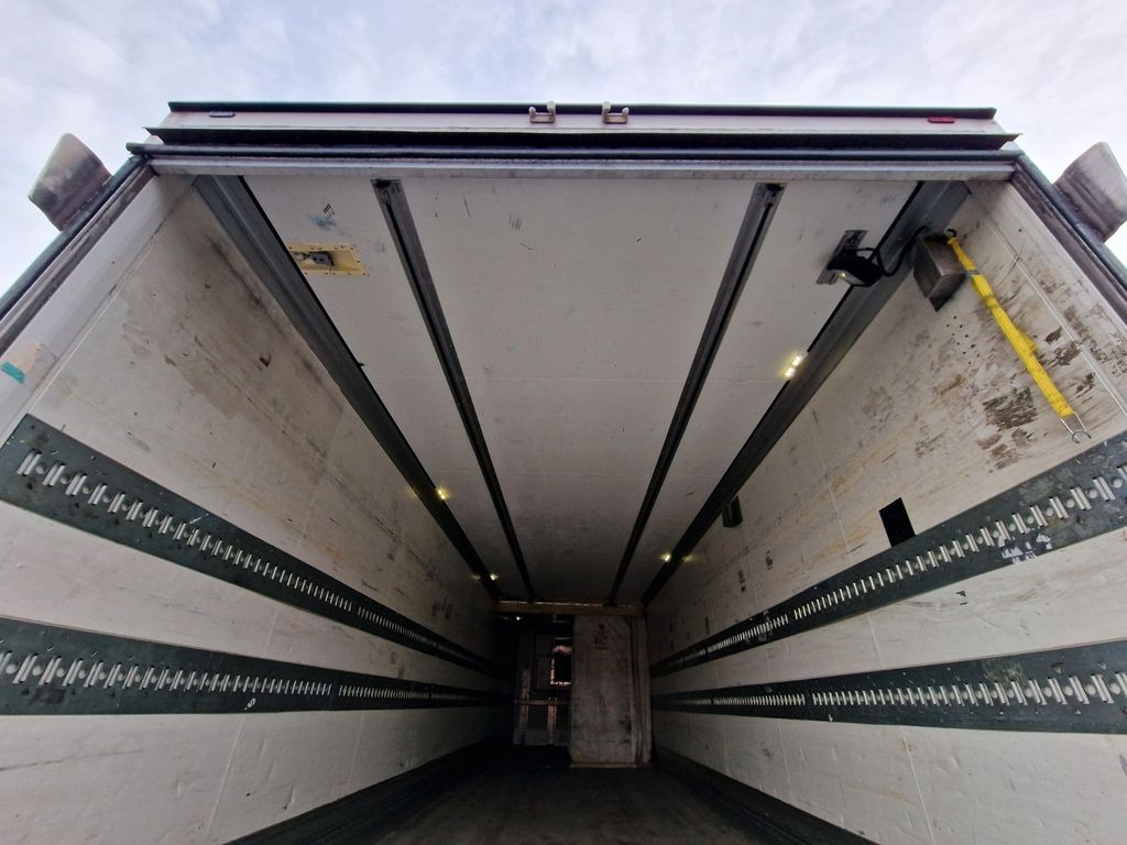 Refrigerator semi-trailer Schmitz Cargobull SKO 10 / Carrier Maxima 1300 / Lenkachse / Ldbw: picture 12