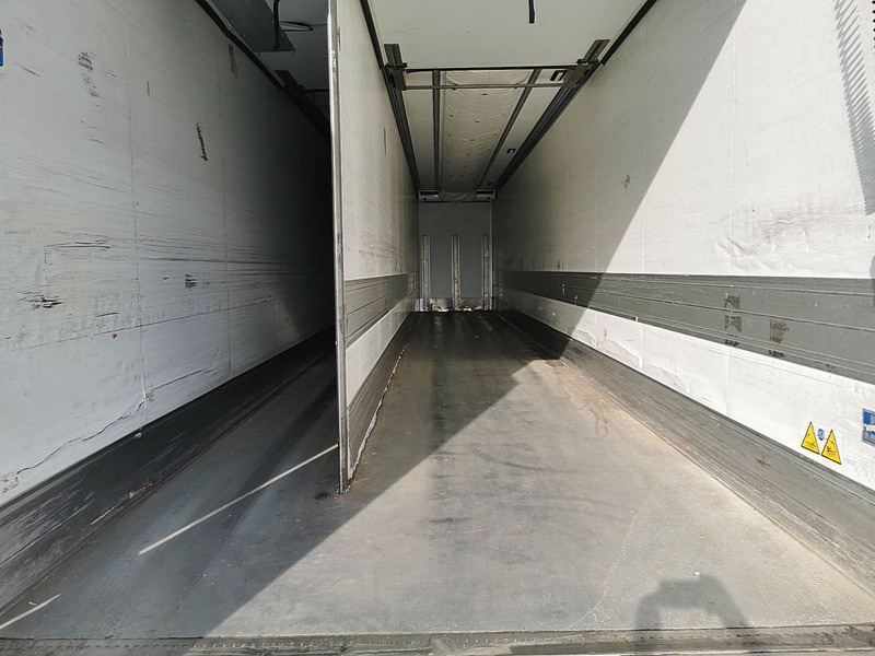 Refrigerator semi-trailer Schmitz Cargobull SKO 24/LZG FP45 steeraxle taillift: picture 7