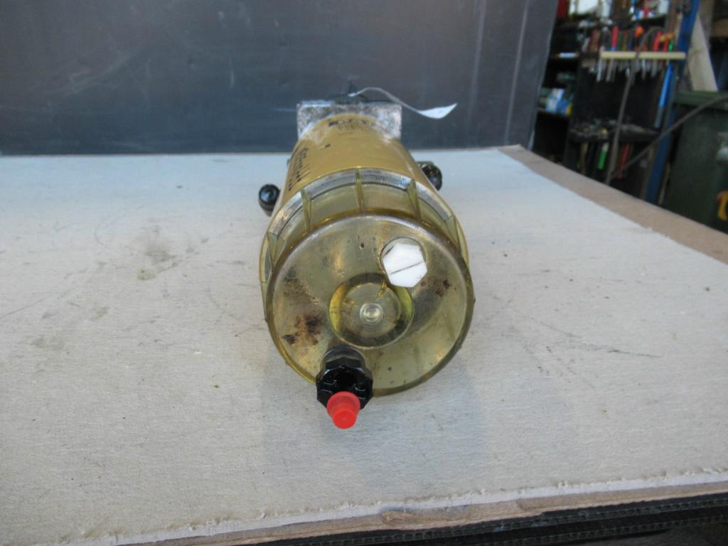Fuel filter for Construction machinery Caterpillar 1335673 -: picture 2