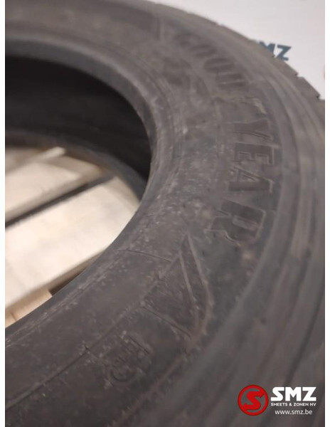 Tire for Truck Goodyear Occ vrachtwagenband Goodyear KMax 315/70R22.5: picture 2