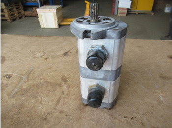 Steering pump for Construction machinery Hitachi 9218031 -: picture 2