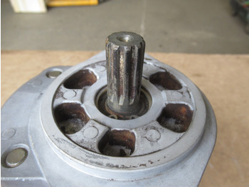Steering pump for Construction machinery Hitachi 9218031 -: picture 5