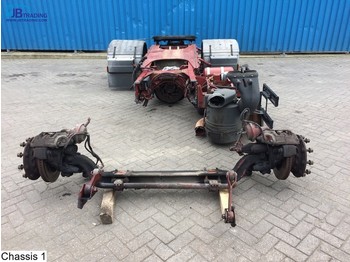 Frame/ Chassis Iveco Front and Rear axle with 5th wheel: picture 1