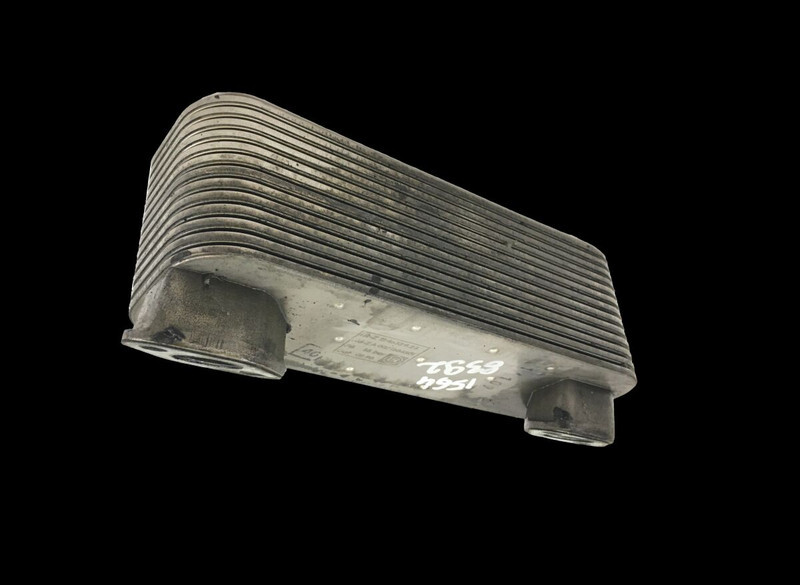 Oil cooler Mercedes-Benz O550 (01.96-): picture 2