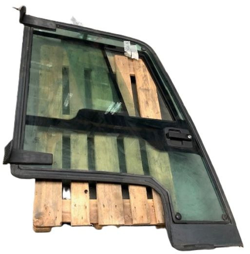 Cab and interior for Material handling equipment Right door for Nissan: picture 4