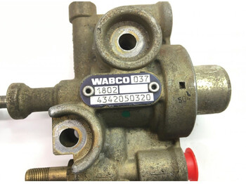 Brake valve for Truck Wabco 4-series 124 (01.95-12.04): picture 4