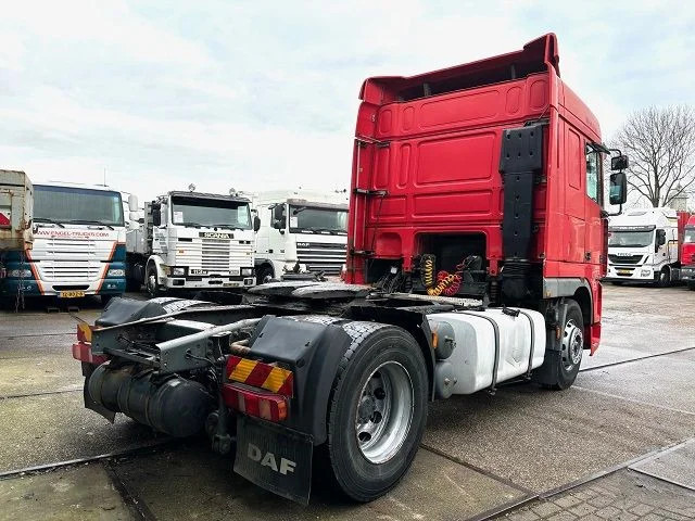 Tractor unit DAF 95.430 XF SPACECAB 4x2 (EURO 2 / ZF16 MANUAL GEARBOX / AIRCONDITIONING / FRIDGE): picture 4