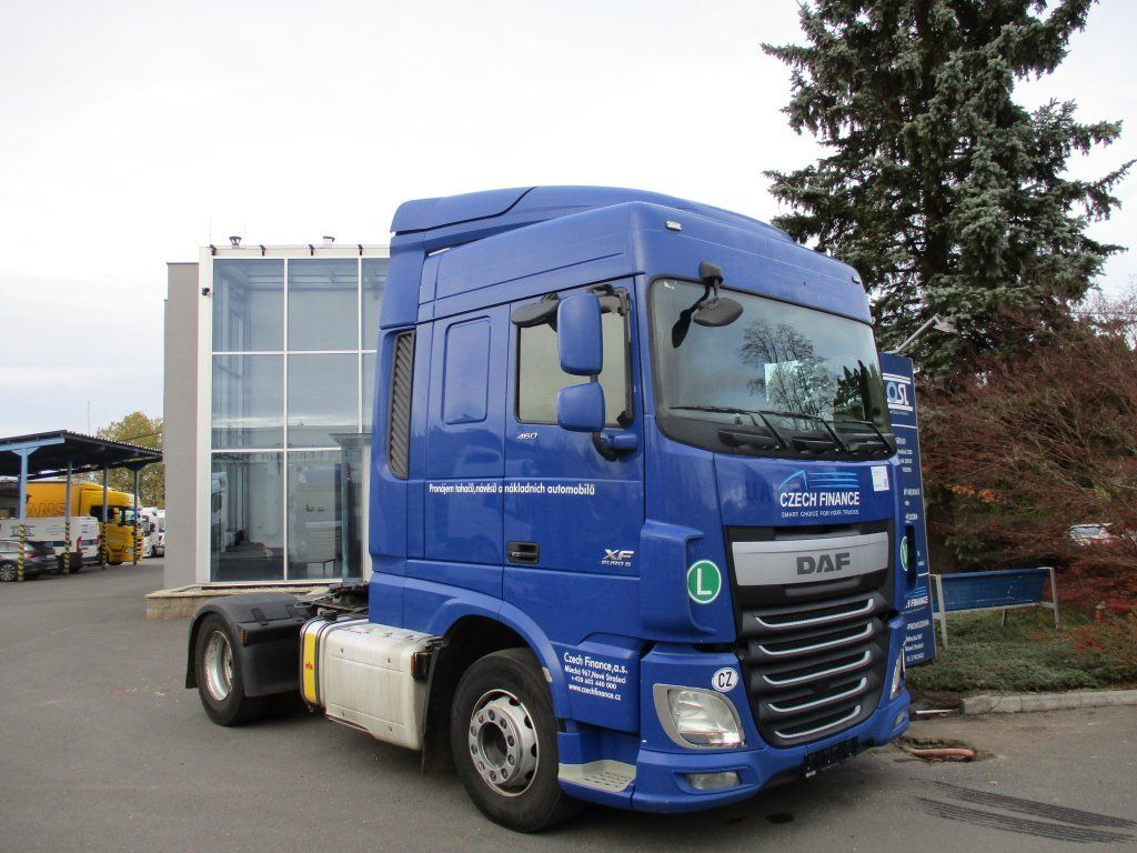 Tractor unit DAF XF460 Spacecab: picture 3