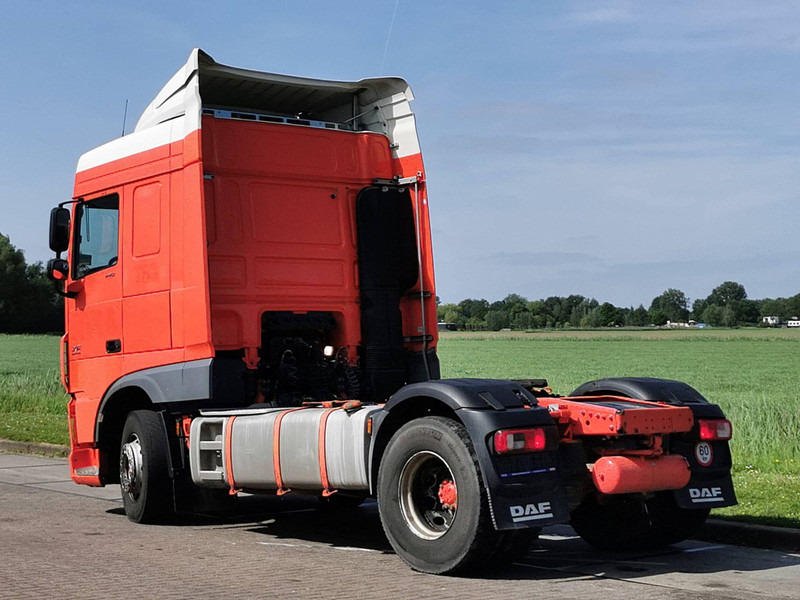 Tractor unit DAF XF 440 spacecab manual: picture 7
