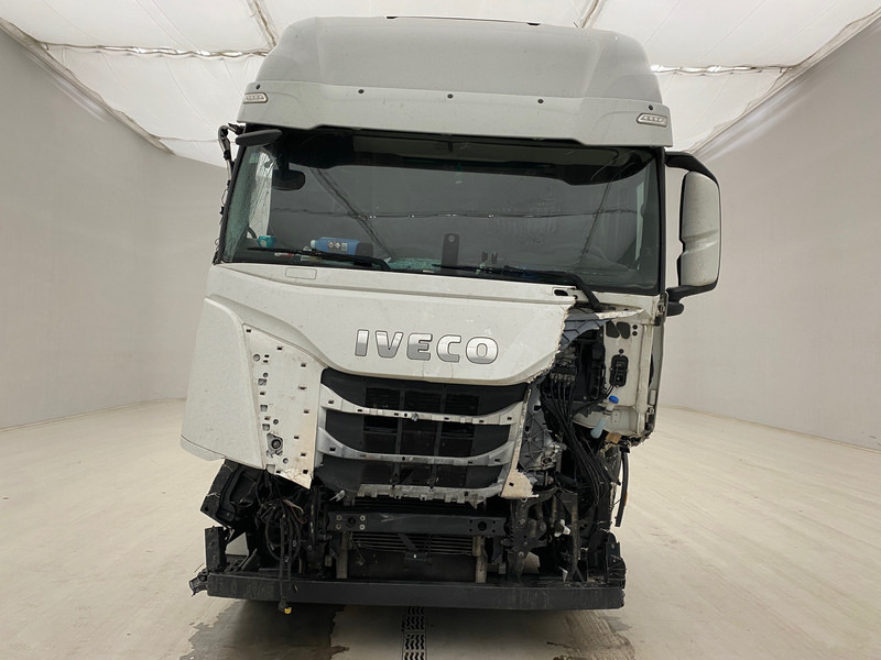 Tractor unit Iveco S-WAY 460: picture 2