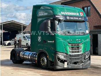 Tractor unit Iveco S-Way AS440 4x2 Erdgas NG *Unfallschaden*: picture 3