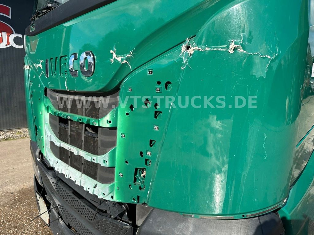Tractor unit Iveco S-Way AS440 4x2 Erdgas NG *Unfallschaden*: picture 13