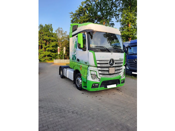 Tractor unit MERCEDES-BENZ Actros 1845