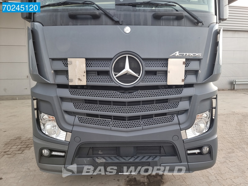 Tractor unit Mercedes-Benz Actros 1845 4X2 2x Tanks Euro 6: picture 14