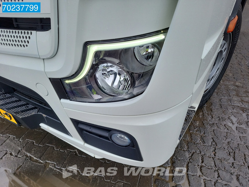 Tractor unit Mercedes-Benz Actros 2645 6X2 Lenkachse Navi BigSpace Mirror Cam: picture 17