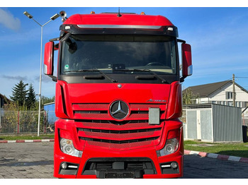 Tractor unit Mercedes-Benz Actros 963-4-A: picture 2