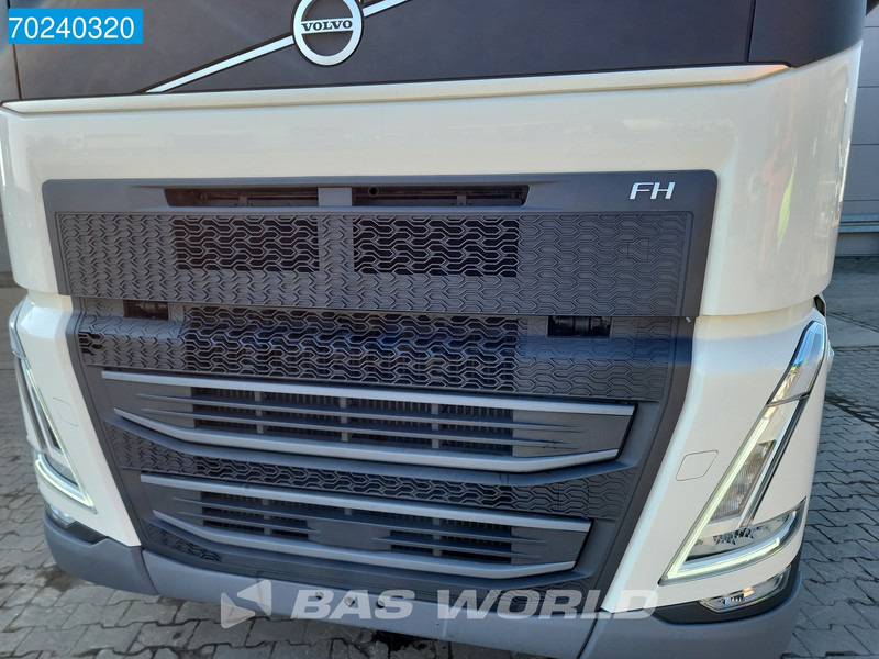 Tractor unit Volvo FH 500 4X2 XL 2x Tanks VEB+ LED Euro 6: picture 10