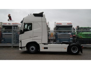 Tractor unit Volvo FH 500 EURO 6 GLOBETROTTER XL: picture 1