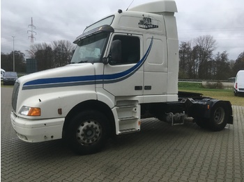 Tractor unit Volvo NH: picture 1