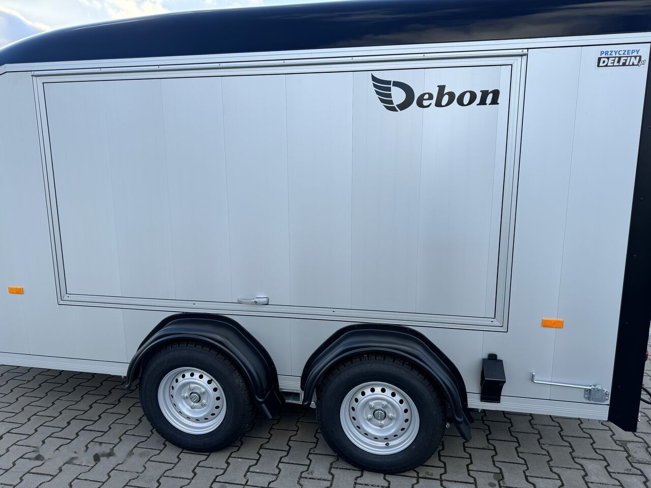 Closed box trailer Debon C800 furgon van trailer 3000 KG GVW car transporter Cheval Debon: picture 21
