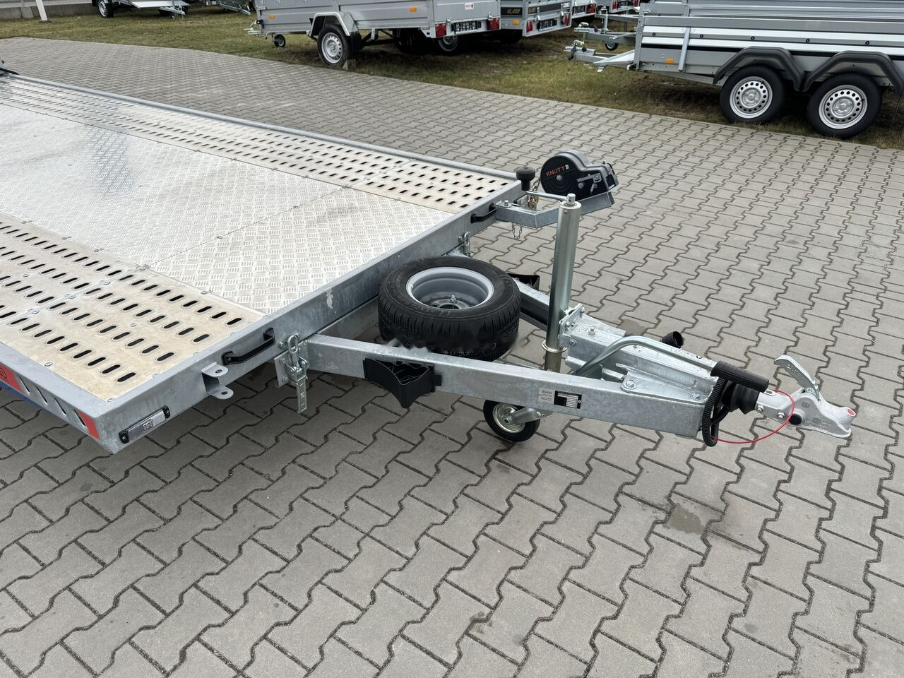 Autotransporter trailer TA-NO GRAVITY LOW 27.45 trailer for 1 car 2700 kg GVW: picture 7