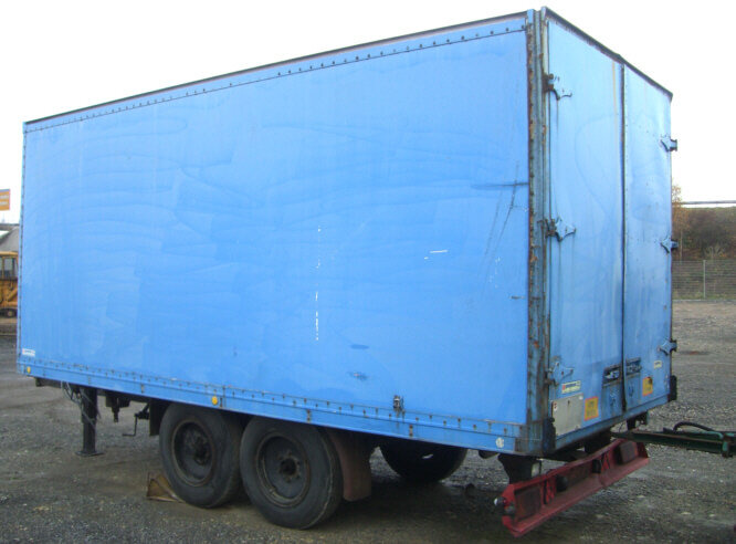 Closed box trailer TPW A8,6/5,6E Lichtdach: picture 2
