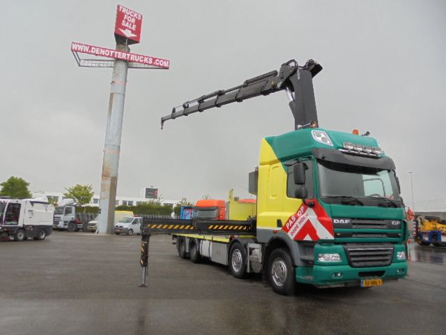 Crane truck DAF FAD 85-460 8X4: picture 2