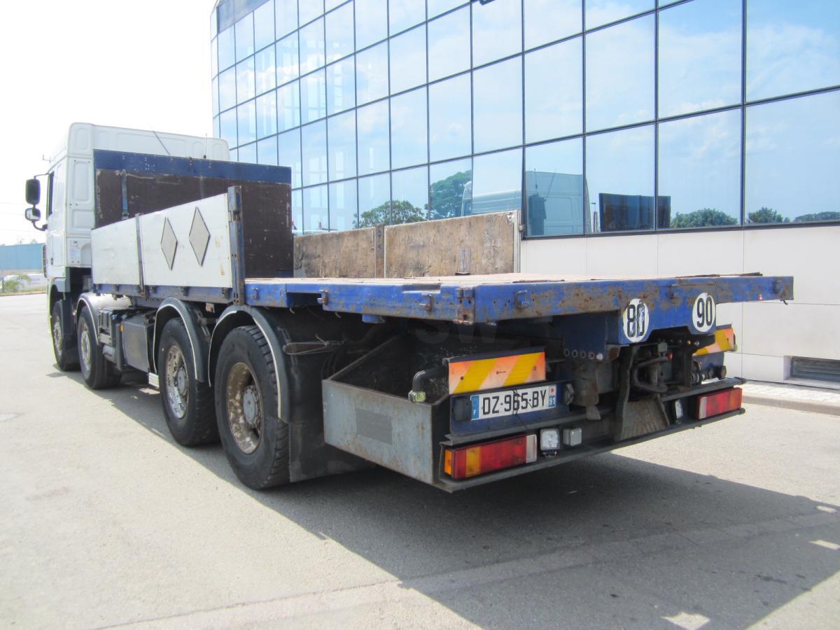 Dropside/ Flatbed truck DAF XF105 460: picture 15