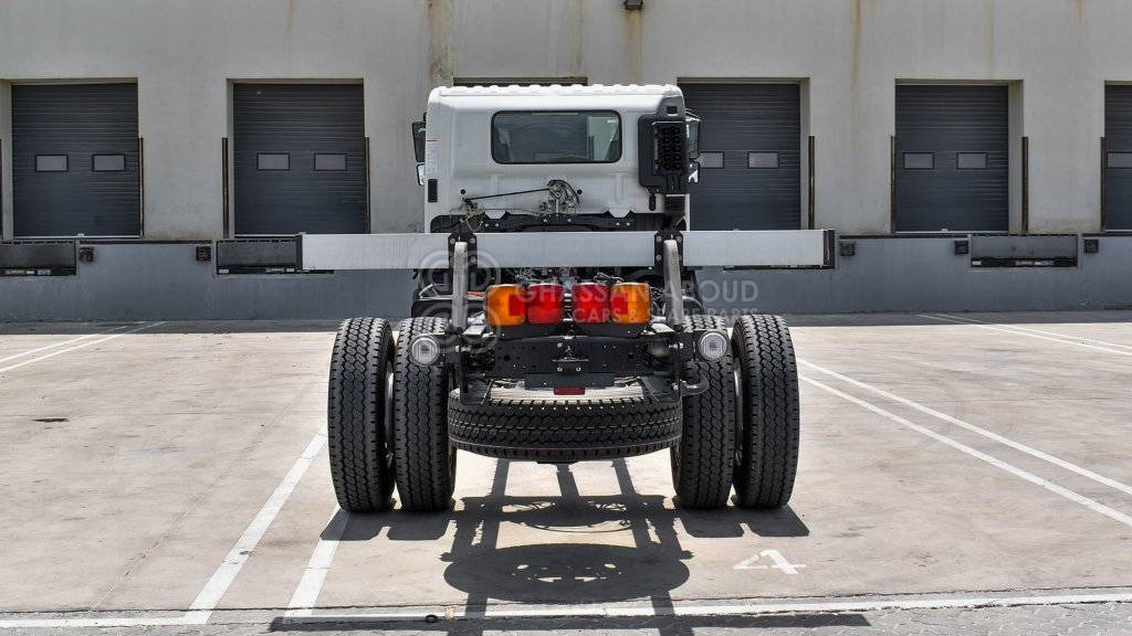 Cab chassis truck HINO GH 13.4 TON PAYLOAD (1927 CHASSIS) 4×2 MY 2023: picture 13