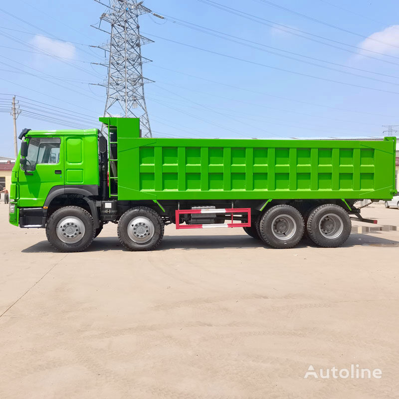 Tipper HOWO 8x4 drive 12 wheeled dumper green color: picture 3
