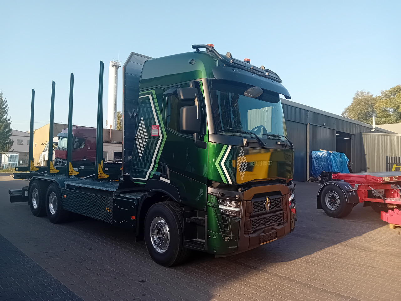 Timber truck for transportation of timber Hydrofast C Renault Truck P6x4 13 L E6 green: picture 6