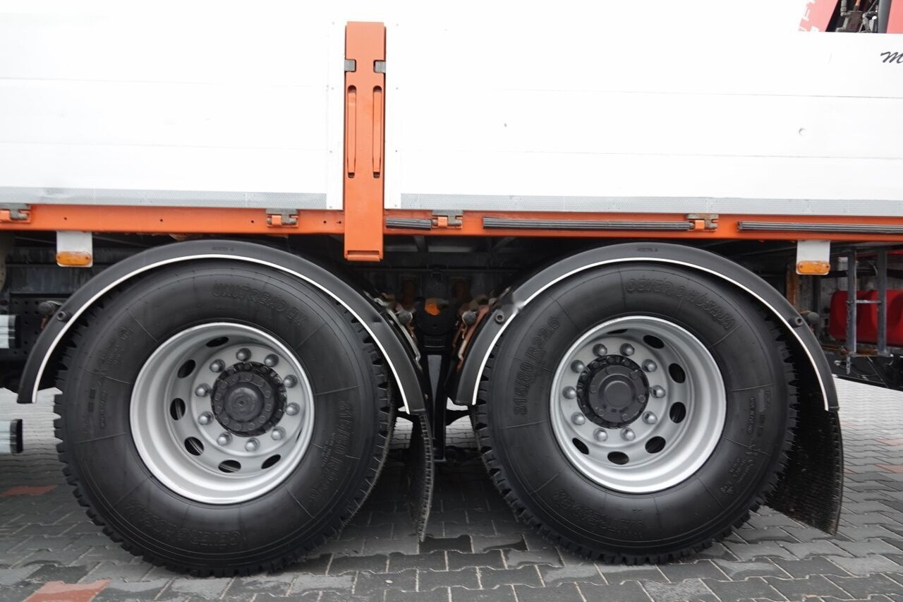 Dropside/ Flatbed truck, Crane truck IVECO 420 Flatbed + crane FASSI 185 6x2: picture 11