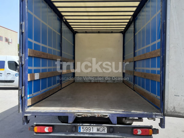 Curtainsider truck IVECO 80EL210: picture 9