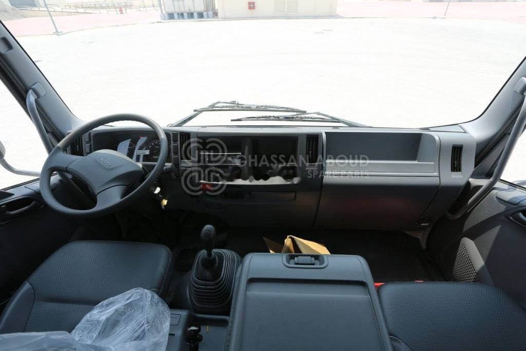 Cab chassis truck Isuzu FSR: picture 14