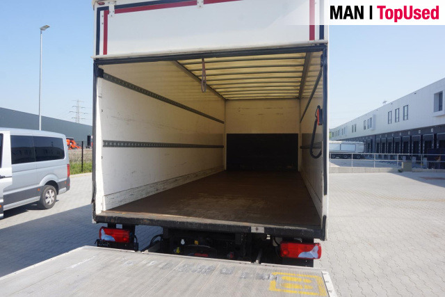 Box truck MAN TGL 12.220 4X2 BL: picture 12