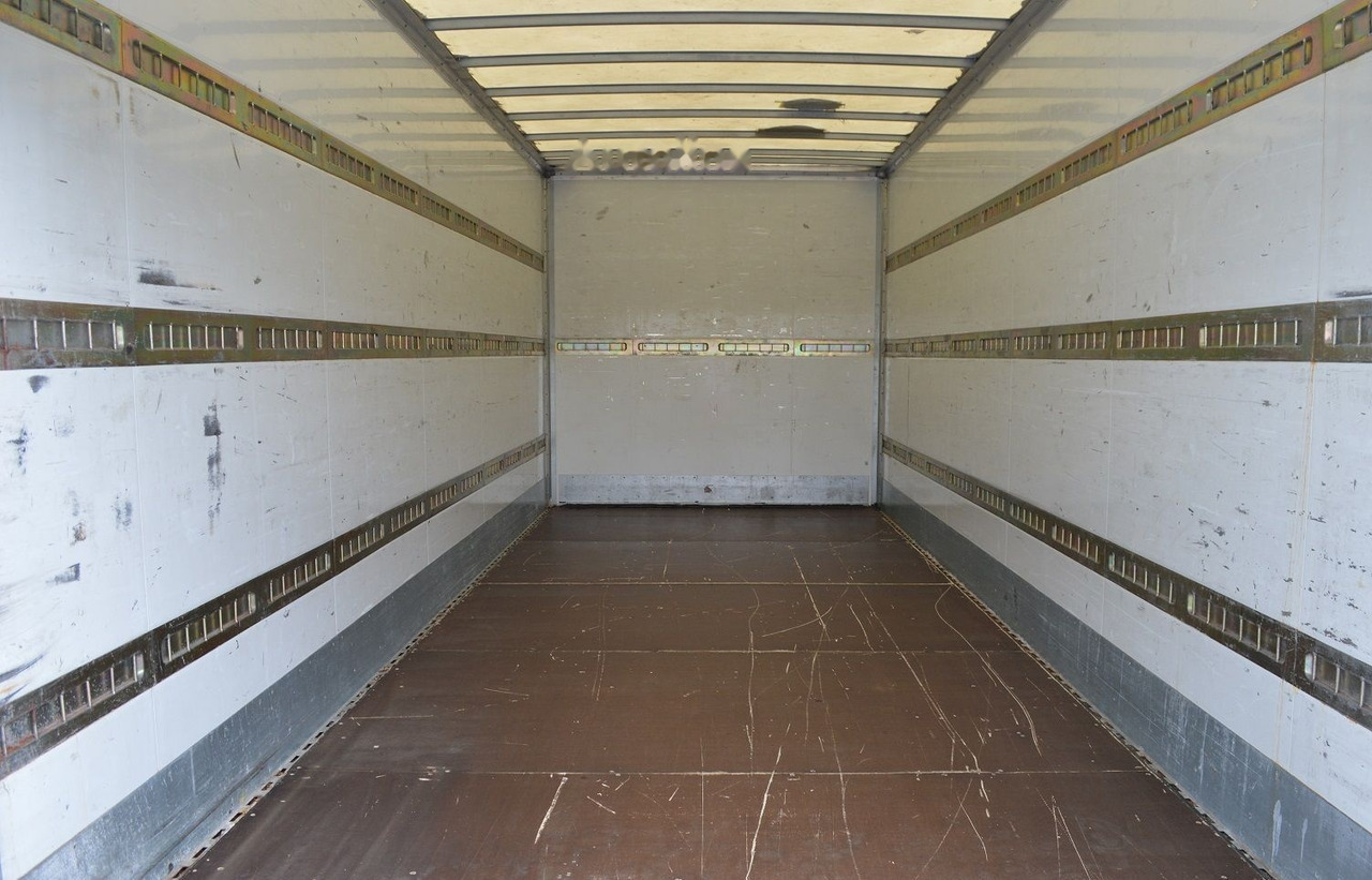 Box truck MAN TGL 8.220 EURO 5 CONTAINER+LIFT: picture 9