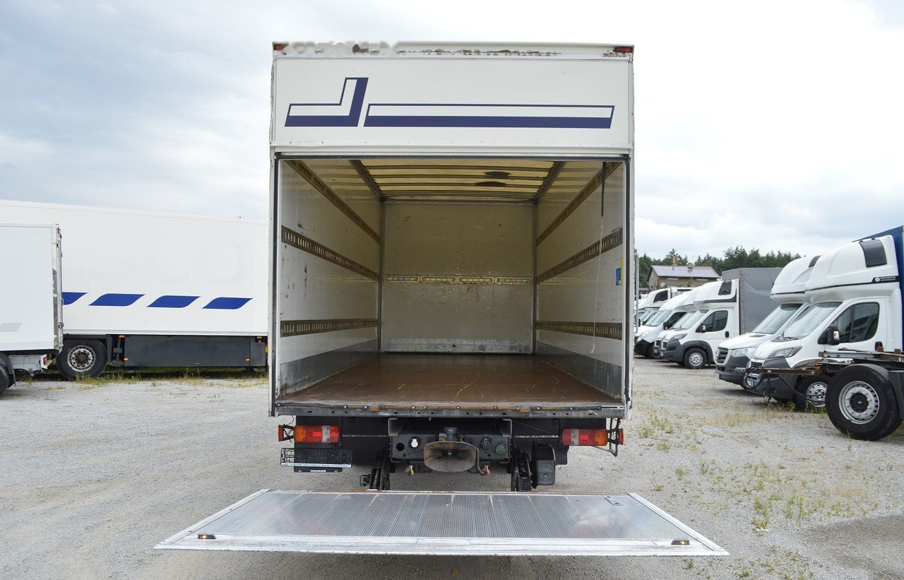 Box truck MAN TGL 8.220 EURO 5 CONTAINER+LIFT: picture 8