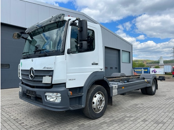 Cab chassis truck MERCEDES-BENZ Atego 1524