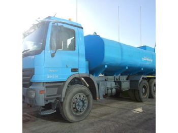 Tank truck Mercedes Actros 3331: picture 1