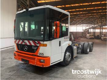 Cab chassis truck Mercedes-Benz 2633 L Econic: picture 1