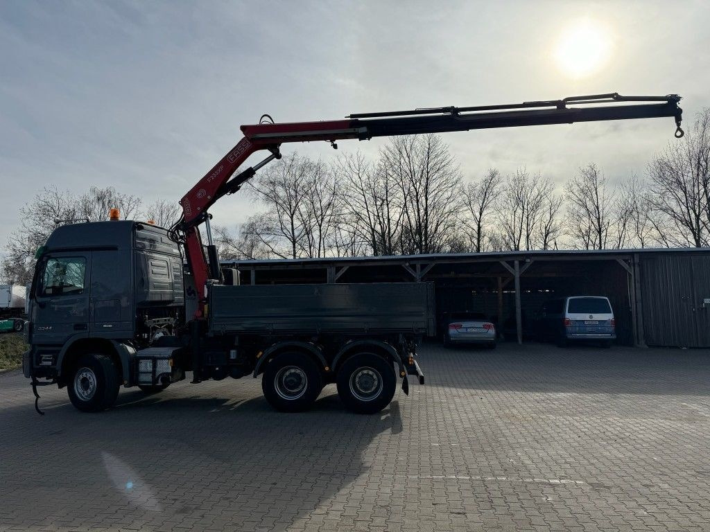 Leasing of Mercedes-Benz 3344K 6x4 Flatbed + Crane Fassi F235XP Mercedes-Benz 3344K 6x4 Flatbed + Crane Fassi F235XP: picture 3
