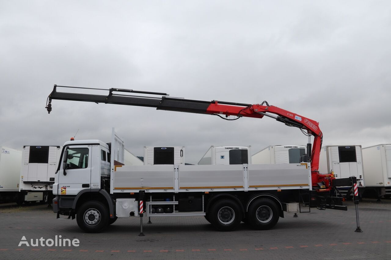 Dropside/ Flatbed truck, Crane truck Mercedes-Benz ACTROS 3336: picture 5