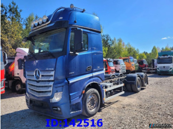 Cab chassis truck Mercedes-Benz Actros 2551 - 6x2 - Euro5 - Steering Axle: picture 1