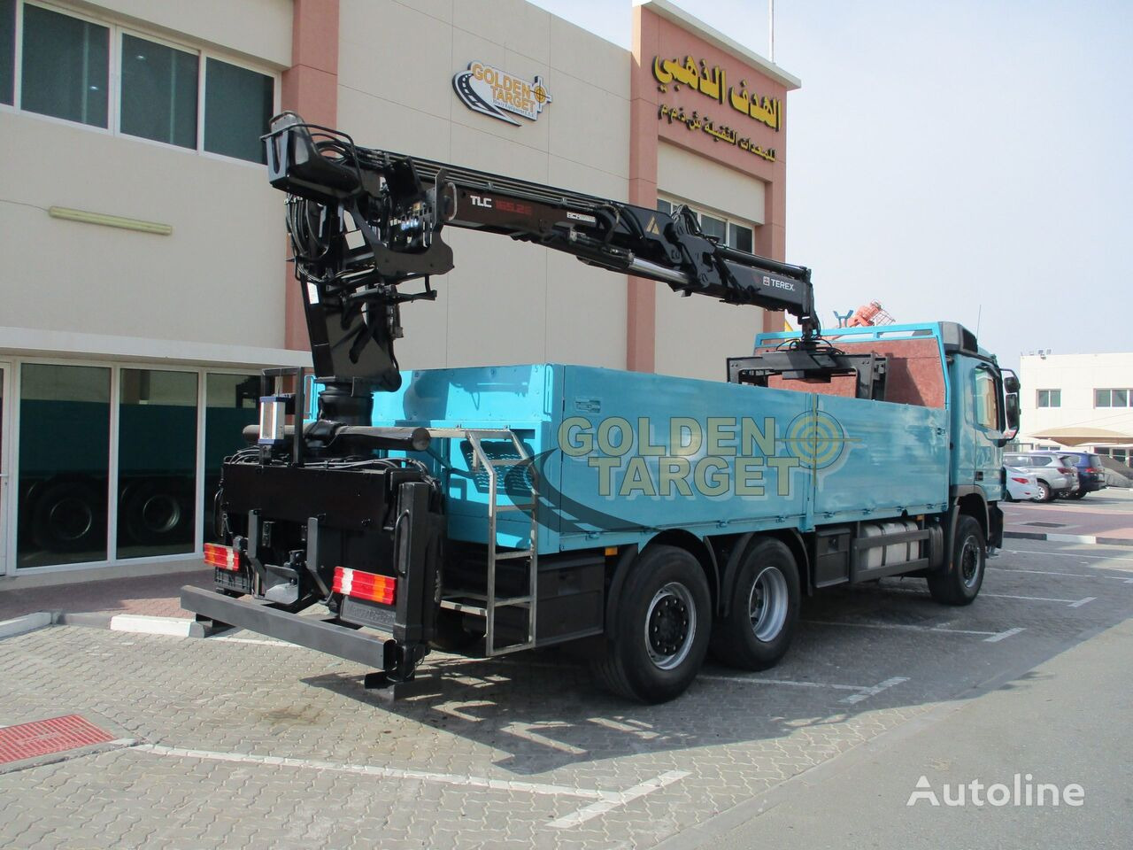 Dropside/ Flatbed truck, Crane truck Mercedes-Benz Actros 2641: picture 3